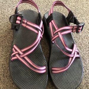 Chacos womens 10